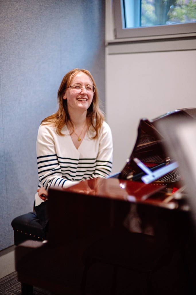 In-person 30-minute singing lesson for aspiring singers